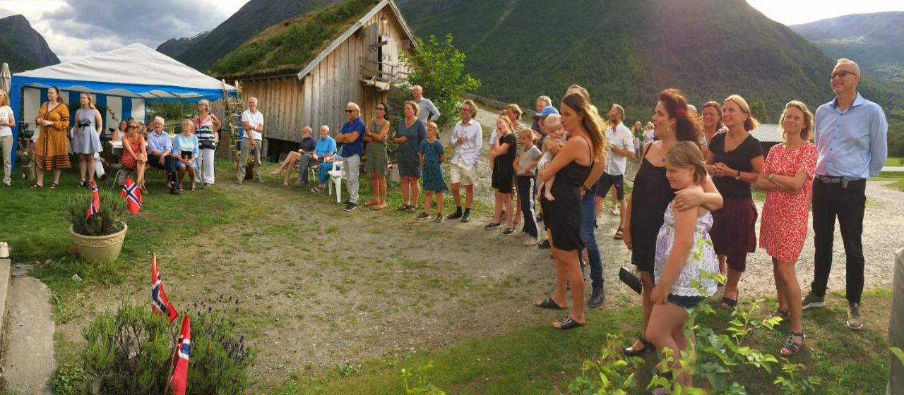 Overvoll Farm Stranda  Extérieur photo